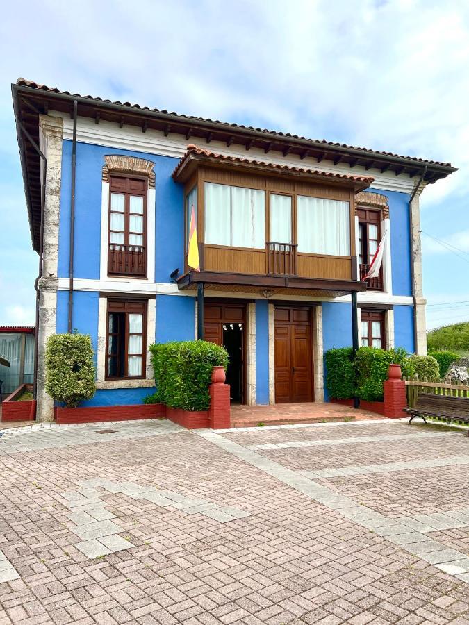 Hotel Villa Maria Revilla De Camargo Exterior foto